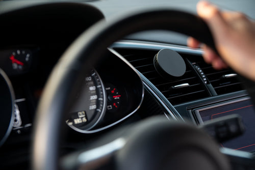 How to Create a Car Care Kit with Natural and Safe Products