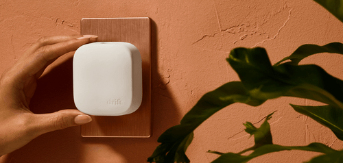 This Is How You Make Your Home Feel Like the Friends Apartment—Without the Drama
